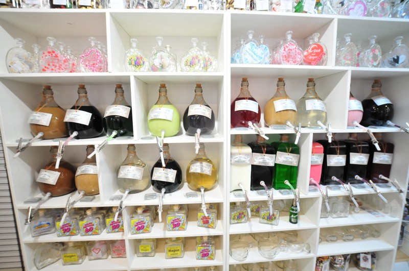 Likoere-und-Destillate-in-personalisierten-Flaschen-Geschenke